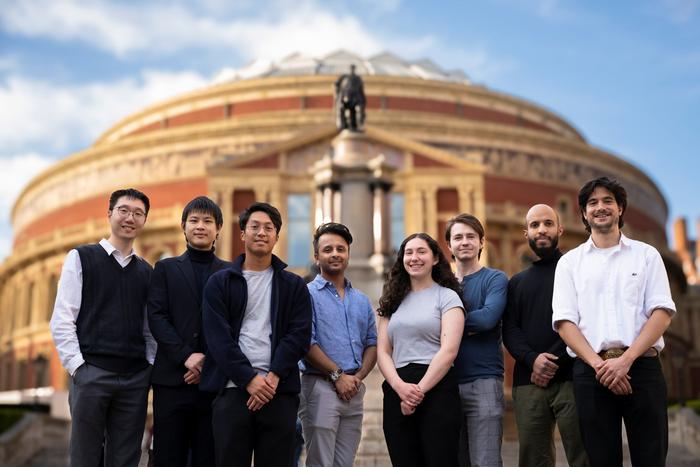 Image of the members of RUQu lab at Imperial College London