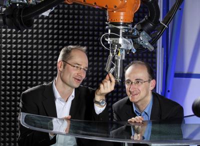Drs. Jörg Ihde and Uwe Lommatzsch, Fraunhofer-Gesellschaft