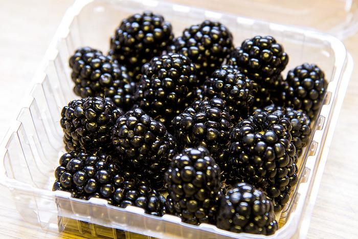 Weighing traits in blackberry
