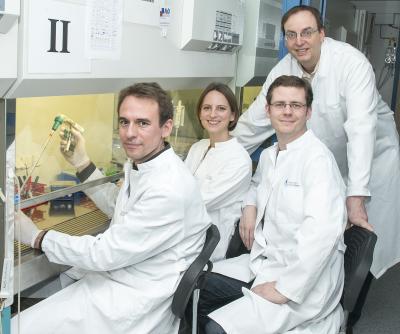 Daniel Engel, Christina Weisheit, Lars Franken and Christian Kurts, University of Bonn