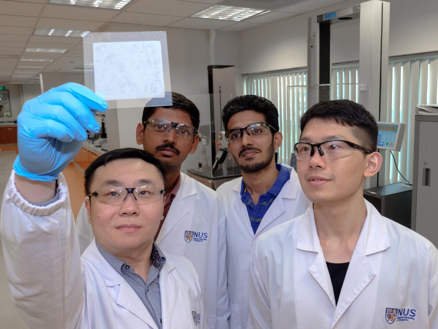 Novel NUS-Developed Hydrogel Harnesses Air Moisture for Practical Applications