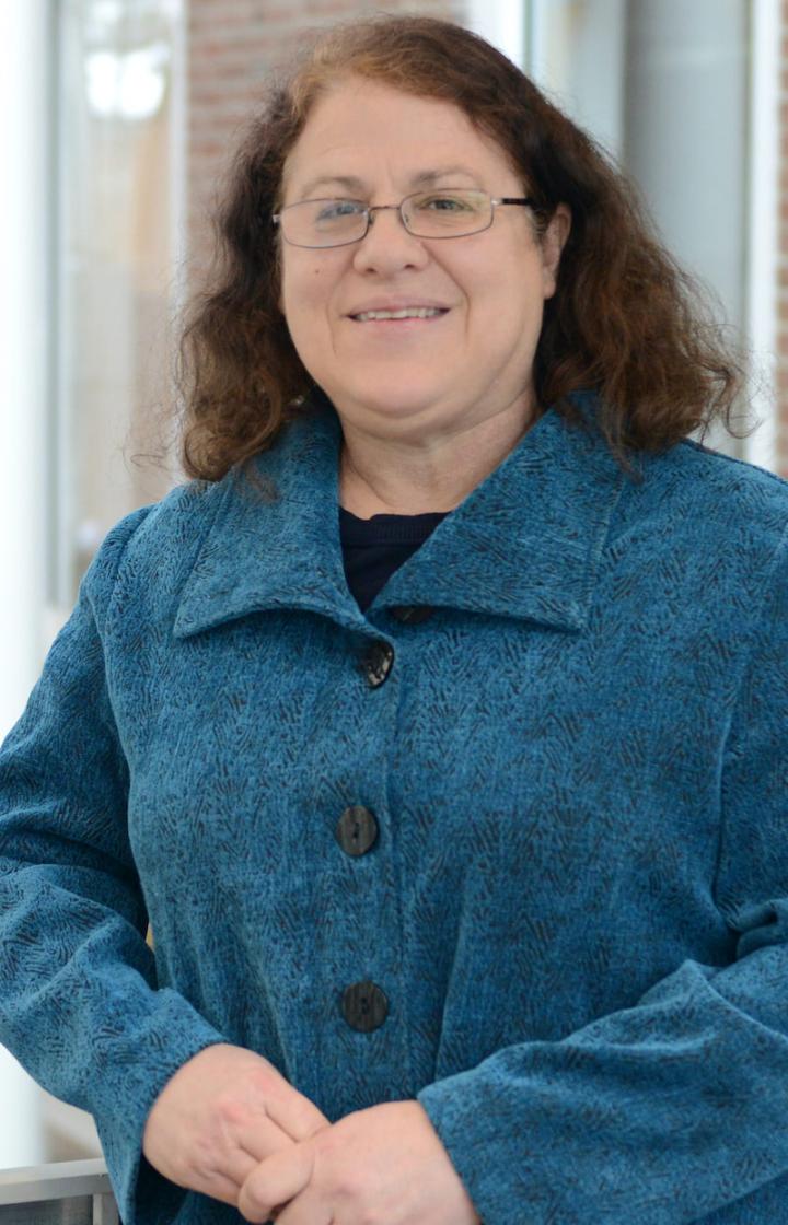 Laura Ray