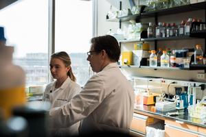 Dr. Cortney Gensemer (left) and Dr. Russell Norris (right) of the Medical University of South Carolina