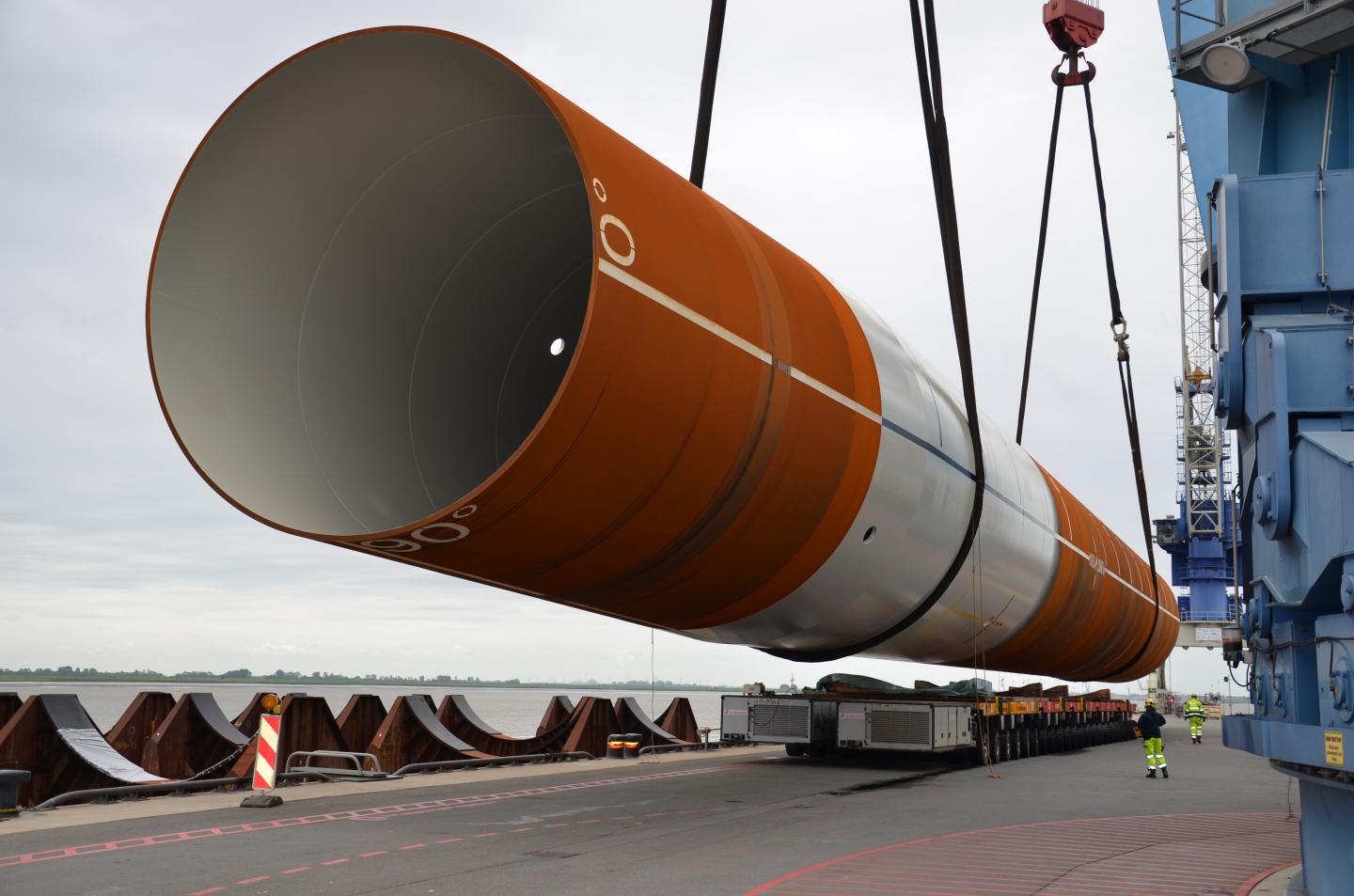 Monopile production for offshore wind farms
