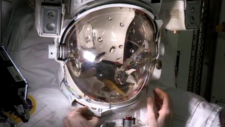 Space Helmet with Water