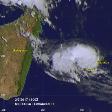 GPM Satellite Sees Heavy Rainfall in Tropical Cyclone Carlos