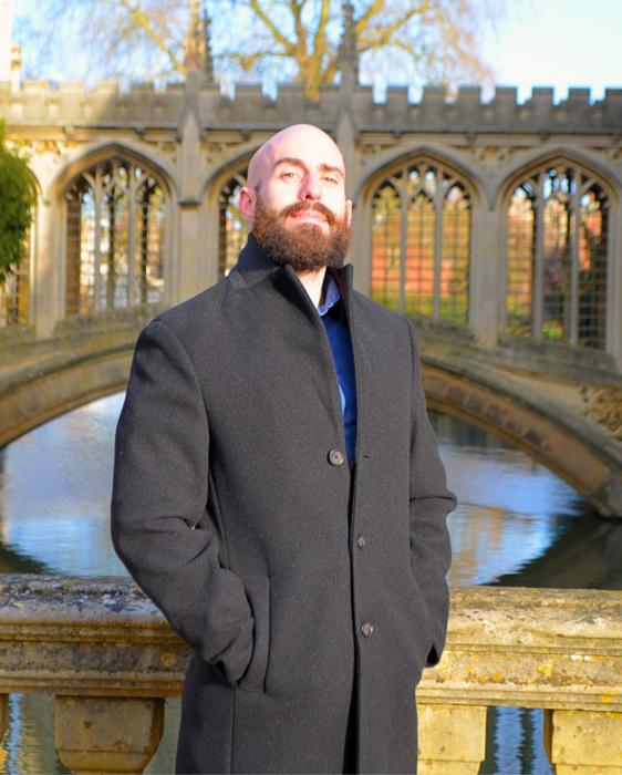 Dr Chris Macdonald