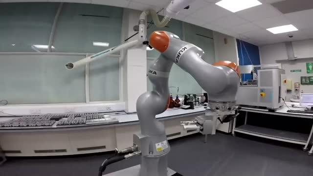 Robot Scientist