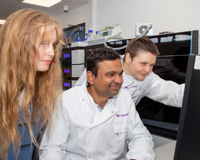 Dr. Patil, Dr. Lindell, and Drs Lindell, Patil and Blasche in laboratory.