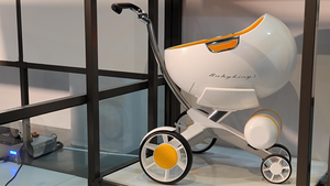 ‘Baby King’ robot