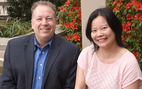 Dr. Philipp Scherer and Dr. Yingfeng Deng, UT Southwestern Medical Center 