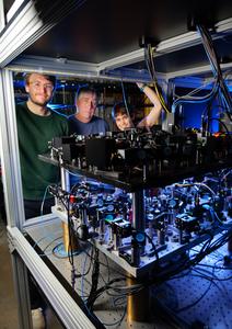 Measuring acceleration with atoms