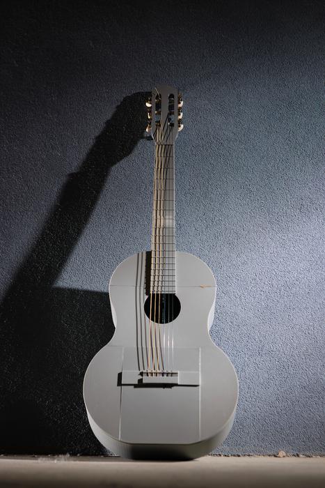 3D-printed guitar