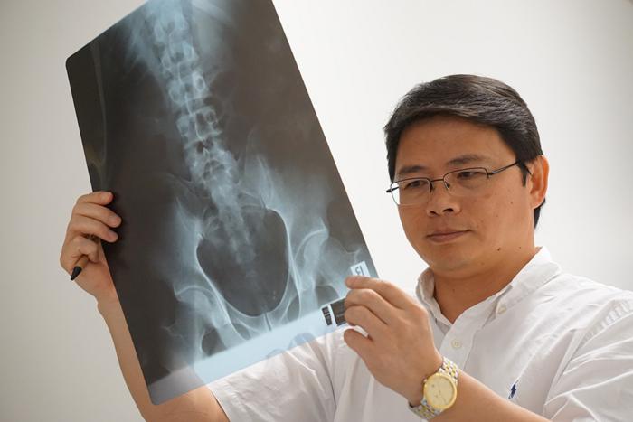 Distinguished Professor Yin Xiao from Griffith University