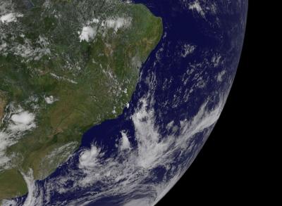 90Q Captured in GOES-12 Image