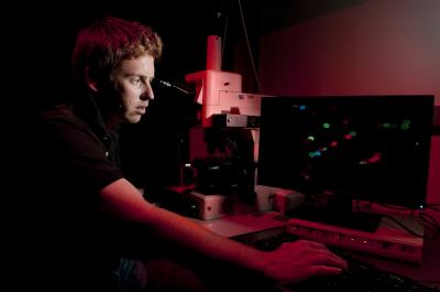 Florent Samain and DNA Sensors