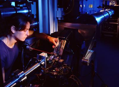 The DUBBLE Beamline