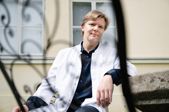 Professor Markku Lähteenvuo