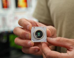 Microelectrode array chip