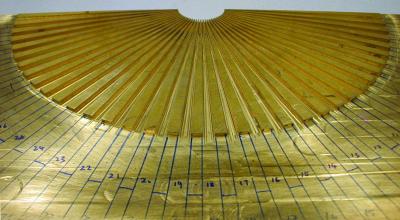 Acoustic Hyperlens (1 of 2)