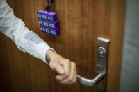 UW Magnetic Fabric Door Lock