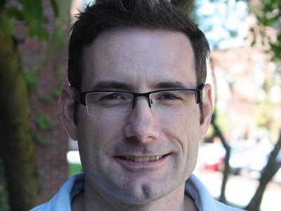 Robert Moucha, Syracuse University