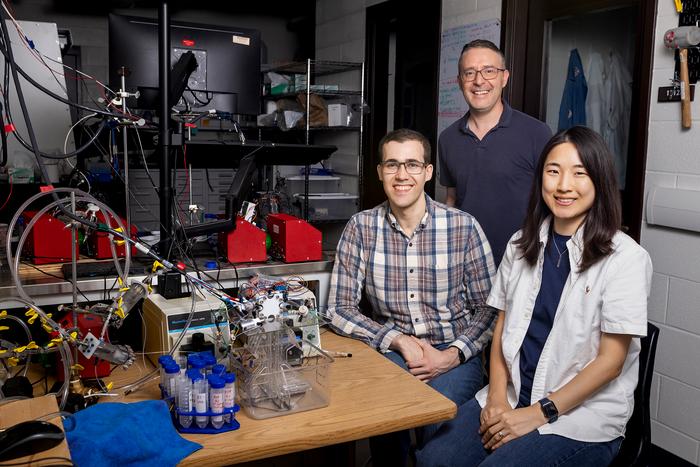 A new battery-type device that captures CO2 from the air.