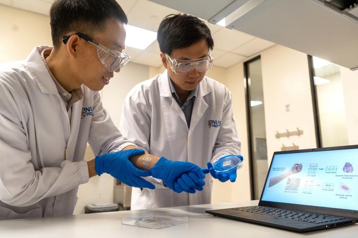 NUS CDE researchers merge multiple physiological signals into a single patch for simpler health monitoring