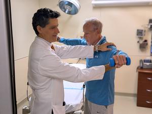 Study senior author Dr. Andres Duarte and transplant candidate Steven McGowan at Northwestern Medicine Organ Transplant Center in Chicago