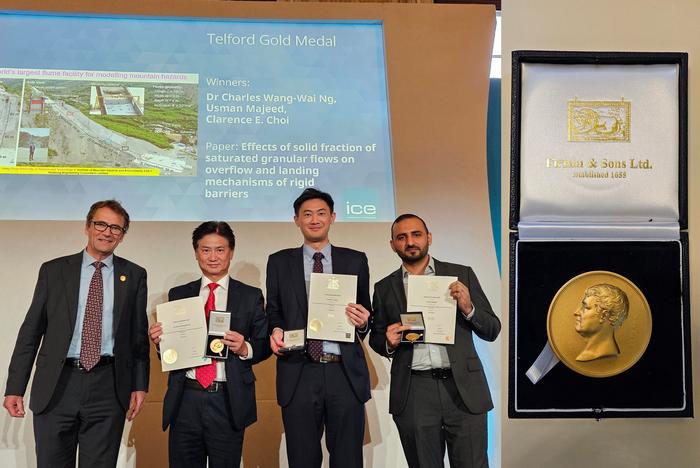 Prof. Charles Wang-Wai NG (second left) and his team received the Telford Gold Medal (picture on right) by the Institution of Civil Engineers (ICE) in London. With over 180 years of history, this prestigious award recognizes the most outstanding civil eng