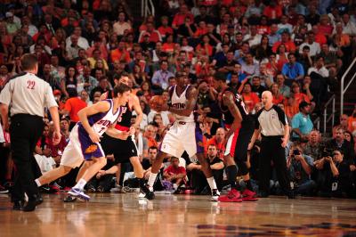 Researchers Study NBA Basketball Teams as Strategic Networks
