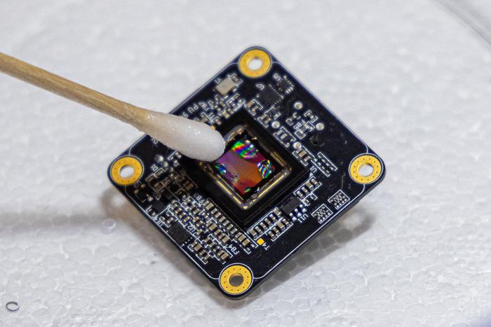 Engineers Create Mini Microscope for Real-time Brain Imaging