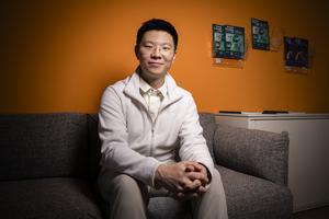 Zipeng Liu