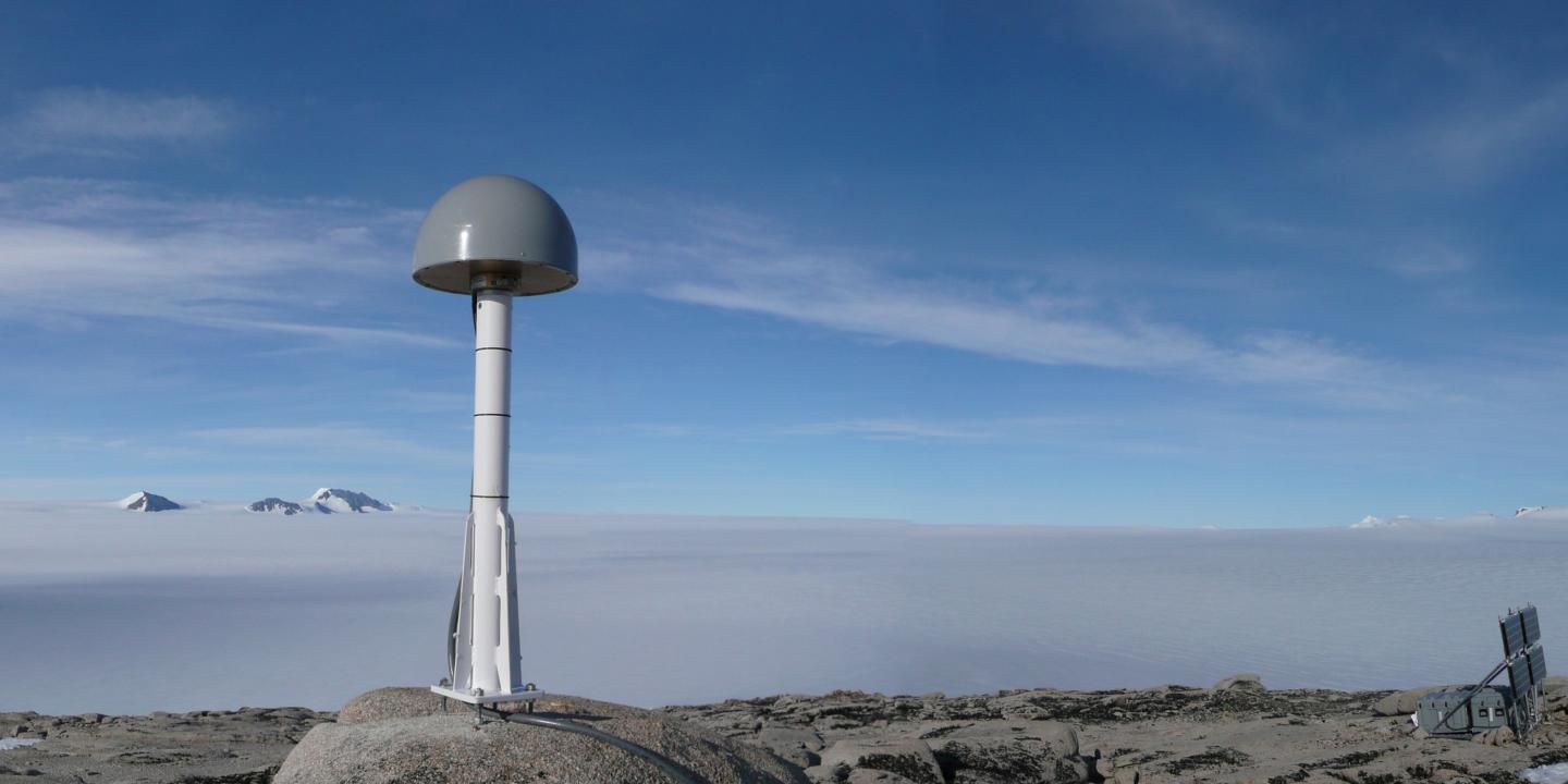 GNET GPS Init in Greenland (1 of 2)