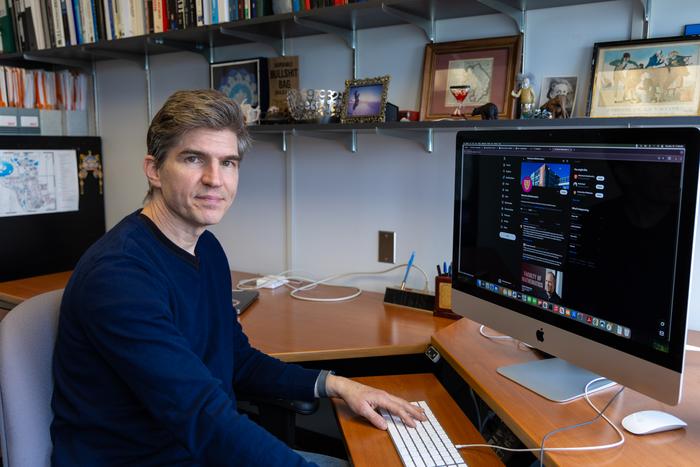 Dr. Chris Bauch, professor of Applied Mathematics at University of Waterloo