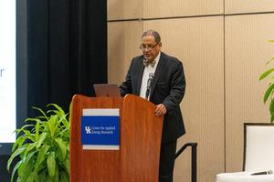Edgar Lara-Curzio welcomes attendees
