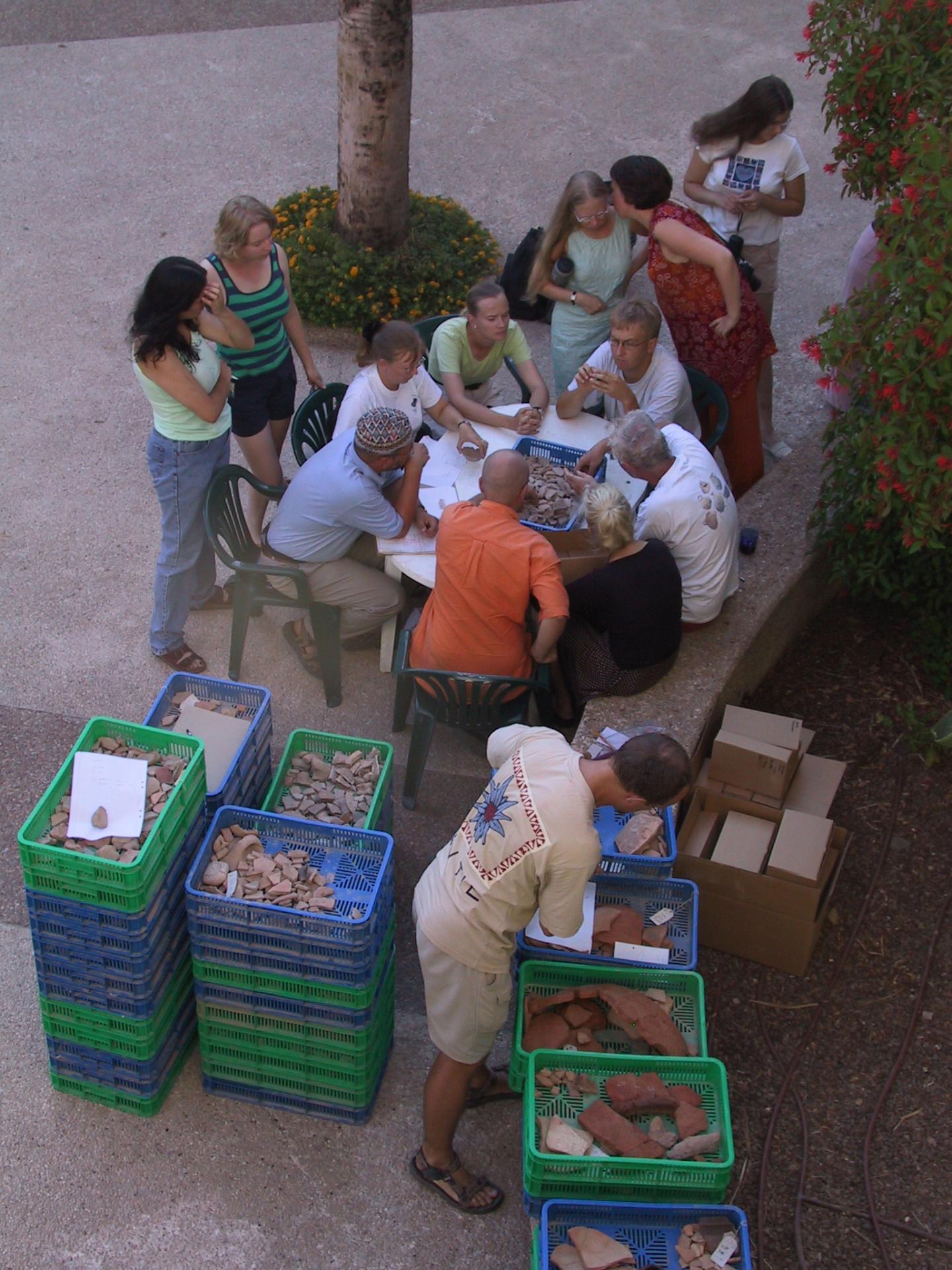 Pottery Reading at Kinneret Excavations