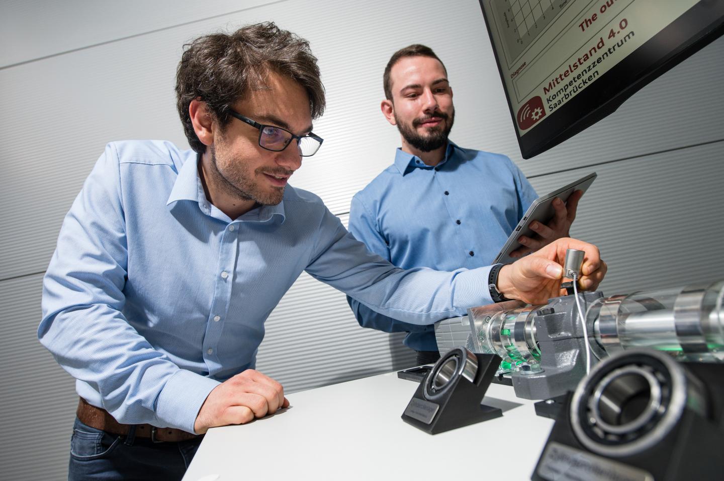 Smart machine maintenance