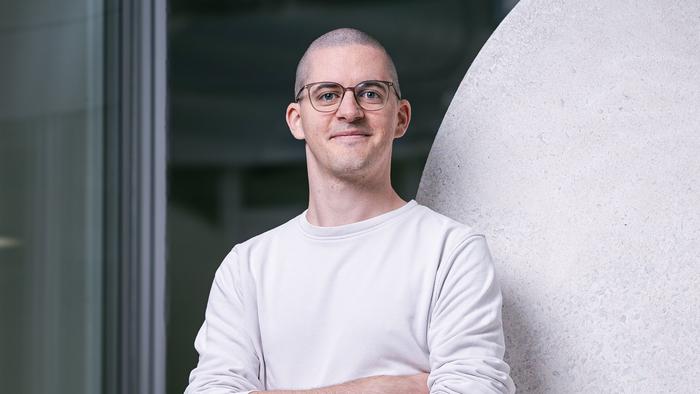 Junior Professor Manuel Krannich receives an ERC Starting Grant for his current project. (Photo: Amadeus Bramsiepe, KIT)