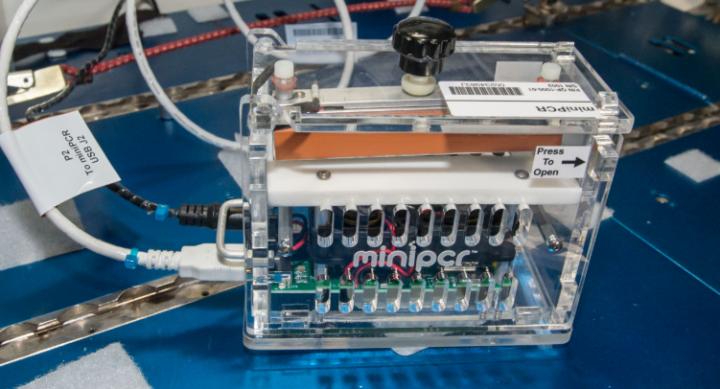 miniPCR Device