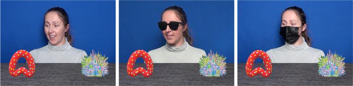 Children under three learn new words even when speakers wear masks