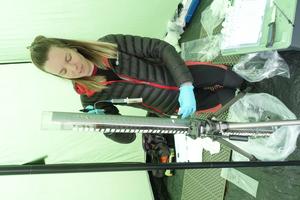 Extracting porewater from a sediment core
