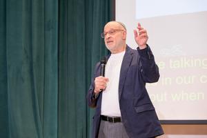 Professor David Srolovitz