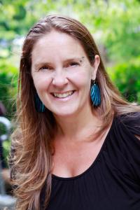 Associate Professor Roslyn Kemp