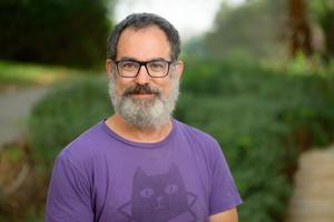 Prof. Roi Gazit