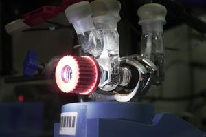Solar-powered method lights the way to a ‘de-fossilised’ chemical industry
