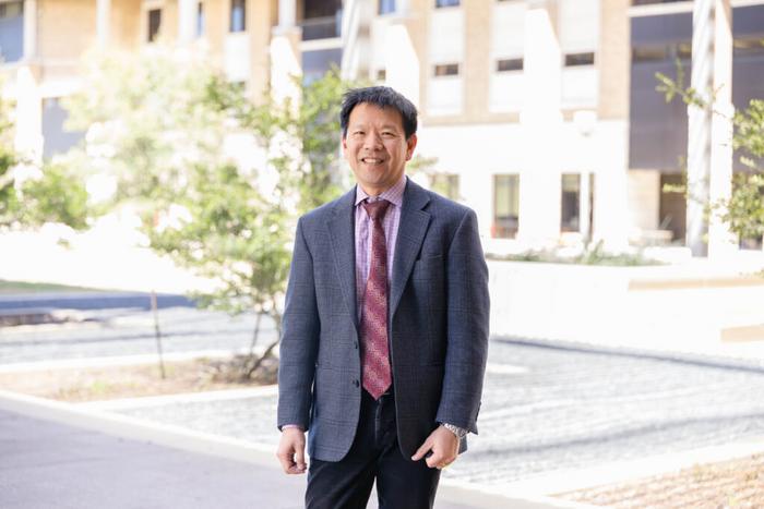 Dr. Weihsueh Chiu