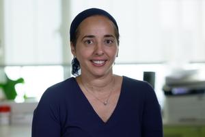 Dr. Sarah Moraïs