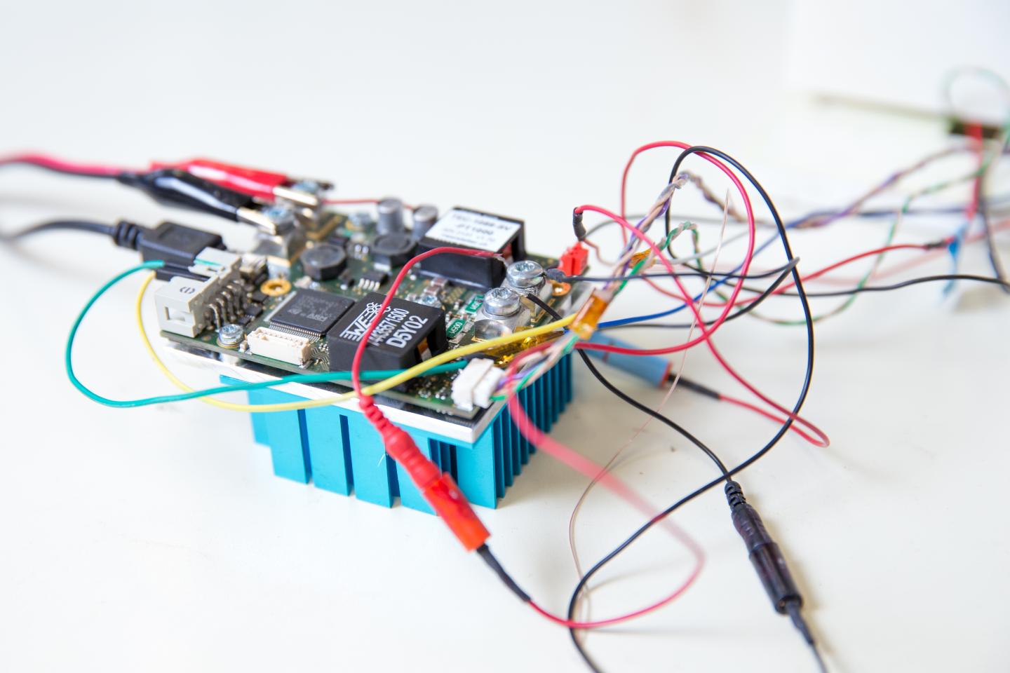 Temperature Control Hardware of the dHRM Device