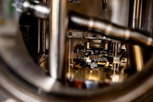 Scanning microscope